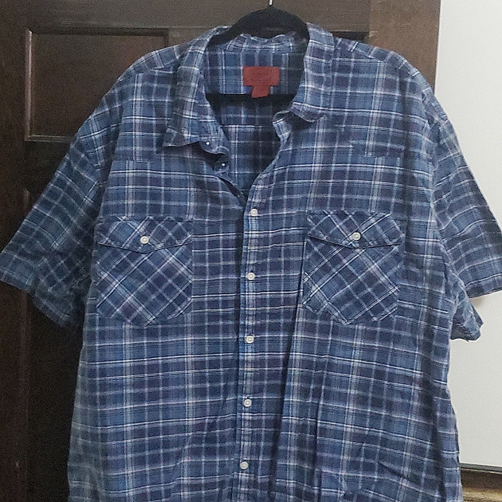 Mens short sleeve button down